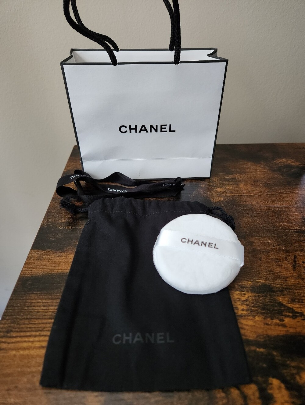 Chanel Powder Puff - Picture 7 of 7